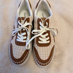 Universal Thread Brown and Cream Platform Sneakers